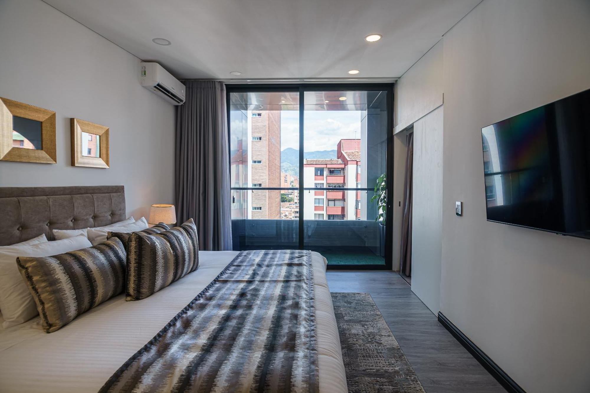 First Class Hotel Medellin Exterior photo